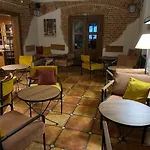 Via Ironia Hotel 3*