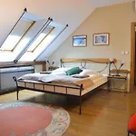 Via Ironia Hotel
