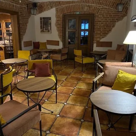Via Ironia Hotel 3*