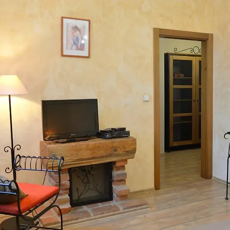 Via Ironia Hotel