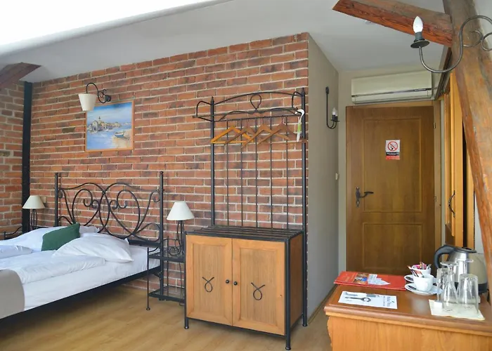 Via Ironia Hotell 3*