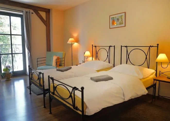 Via Ironia Hotell