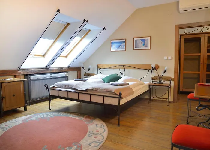 Via Ironia Hotell