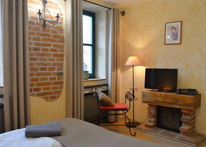 Hotell Via Ironia 3*